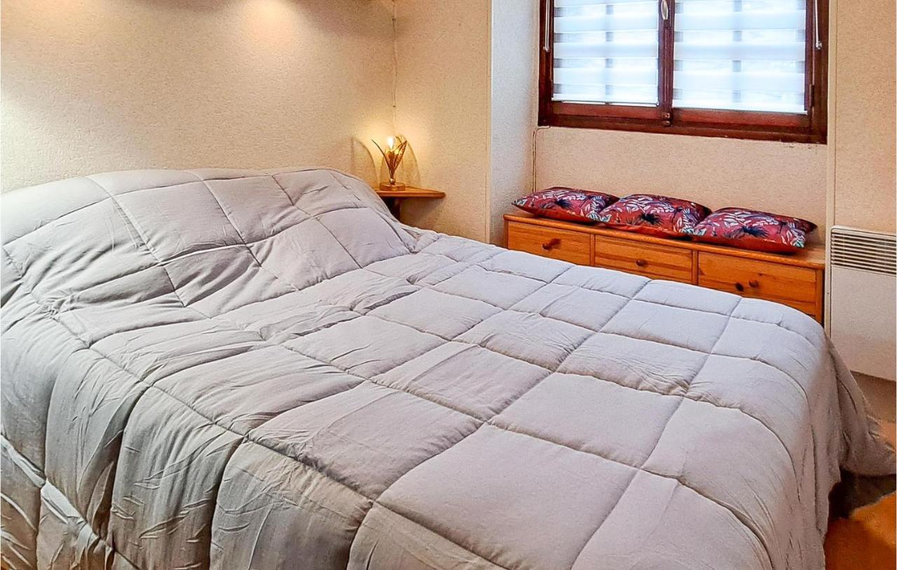 1 Bedroom Lovely Apartment In Grandcamp-Maisy Exterior photo